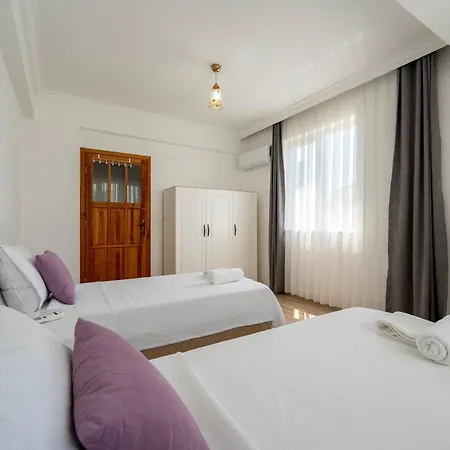 Two Bedroom In Close To Centre Appartamento